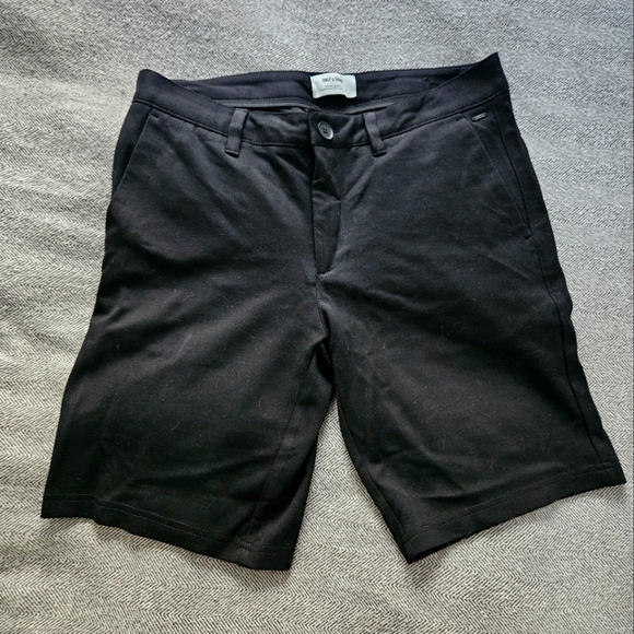 Men's Only & Sons Black Shorts, Size Large - Picture 1 of 4